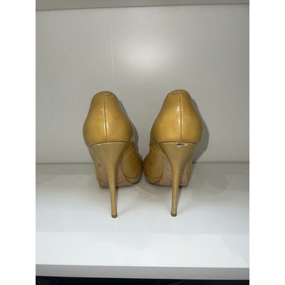 Jimmy Choo Yellow Patent Leather Peep Toe Heels - Size 38.5 - Picture 5 of 6